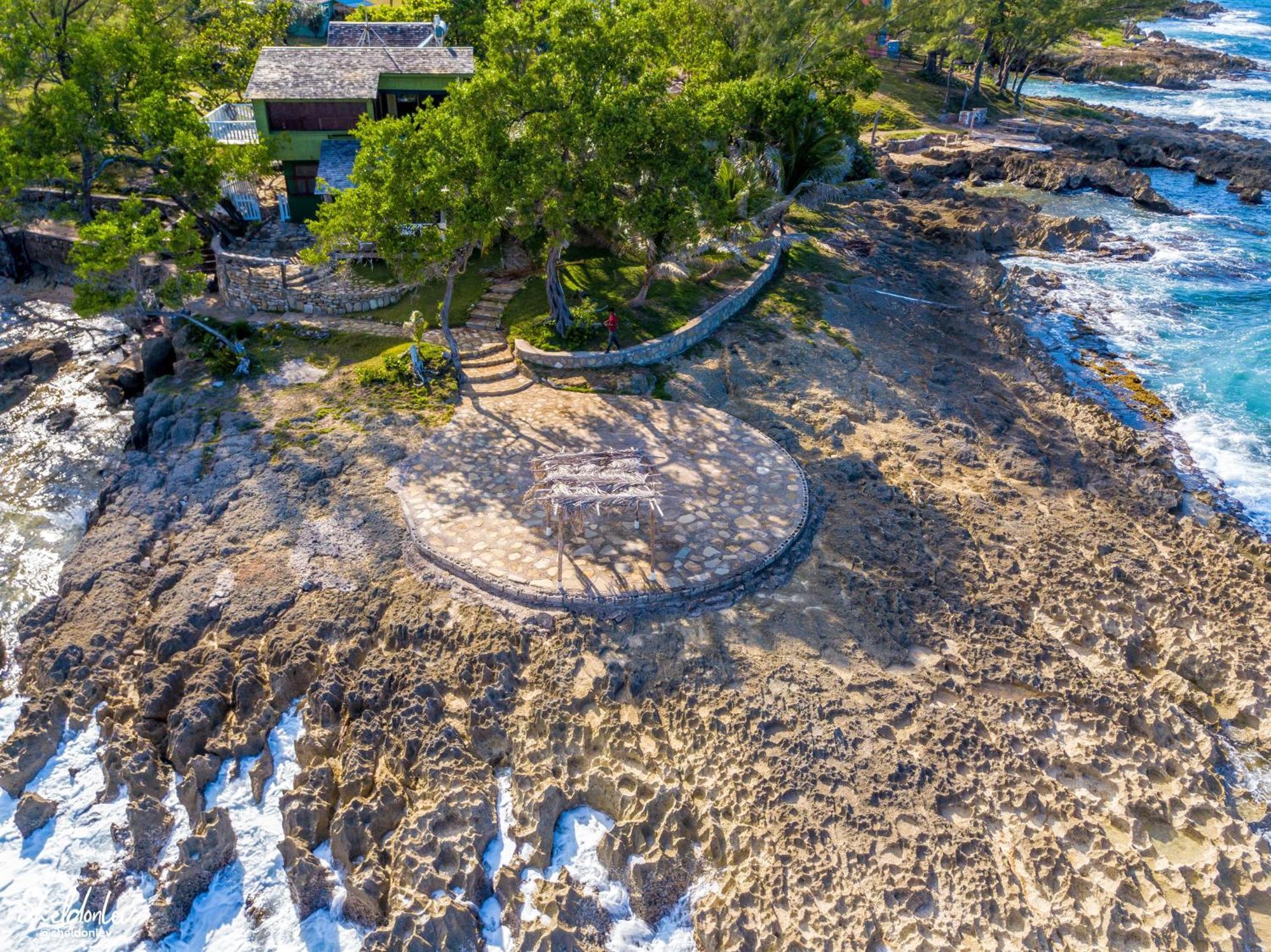 Strawberry Fields Together Robins Bay Luaran gambar